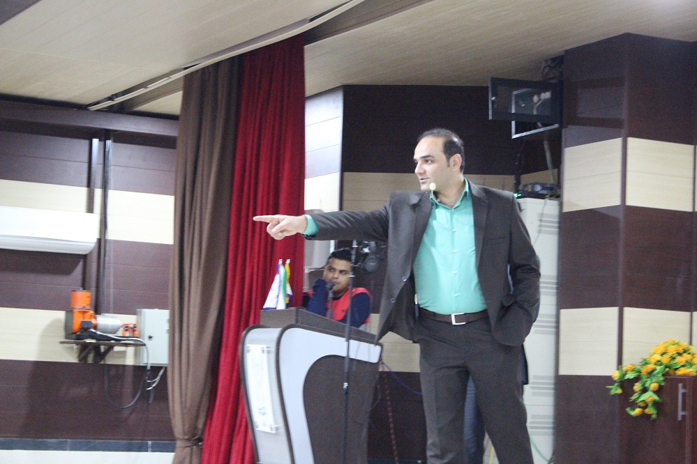دکتر خسرو محمودیان